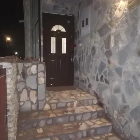 بيت شباب & Academy بريليب